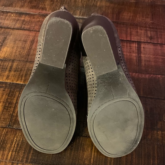 Open toe zip-up grey metallic block heels - Picture 4 of 6